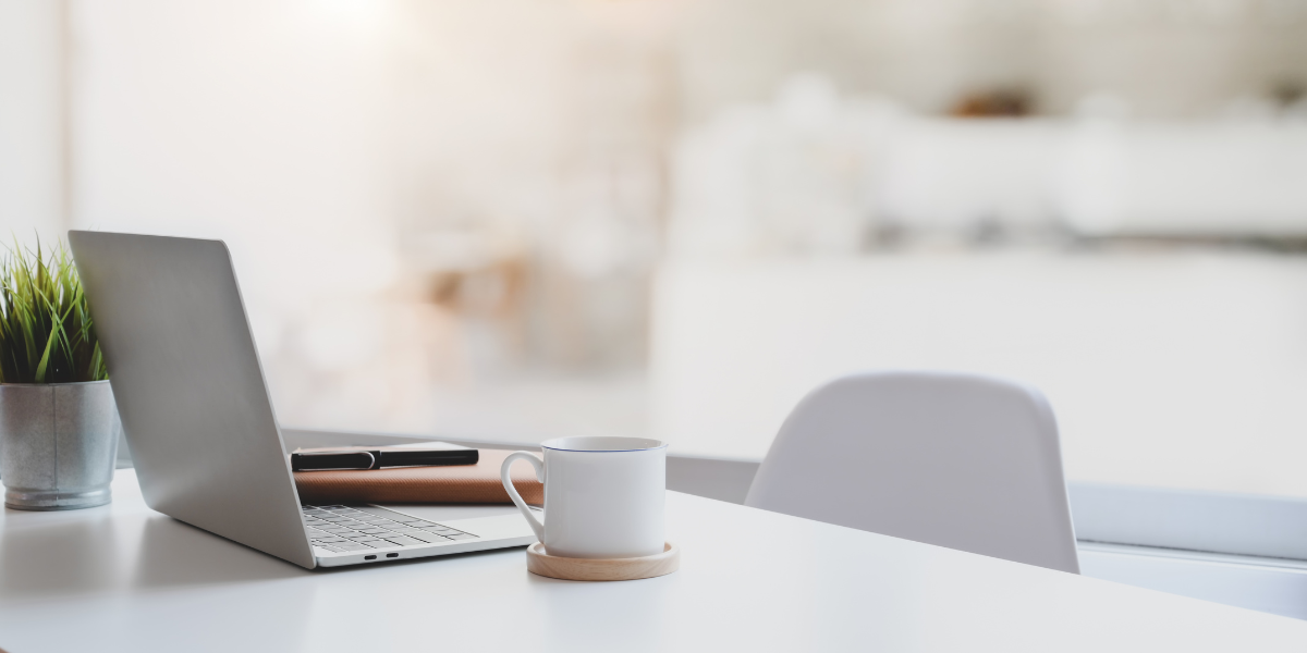 Quels sont les matériels et mobiliers de bureau indispensables ?
