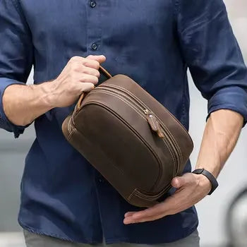 trousse de toilette homme en cuir marron fonce